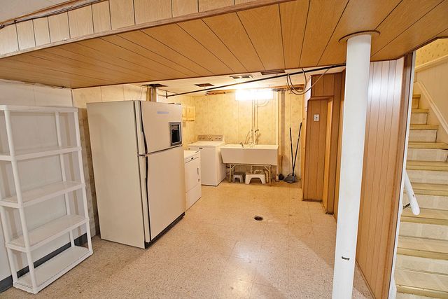 19836 Shady Lane Avenue, Saint Clair Shores, MI 48080