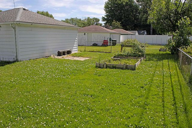 19836 Shady Lane Avenue, Saint Clair Shores, MI 48080