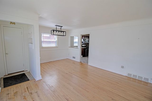 19836 Shady Lane Avenue, Saint Clair Shores, MI 48080