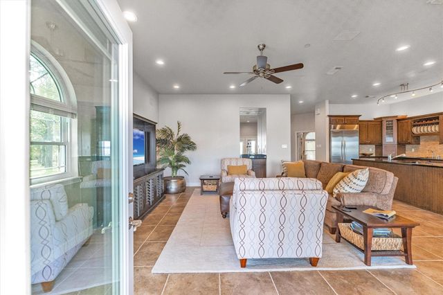 191 Beth Circle, Huntsville, TX 77320