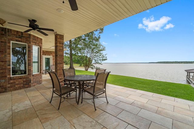 191 Beth Circle, Huntsville, TX 77320