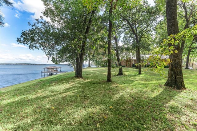 191 Beth Circle, Huntsville, TX 77320