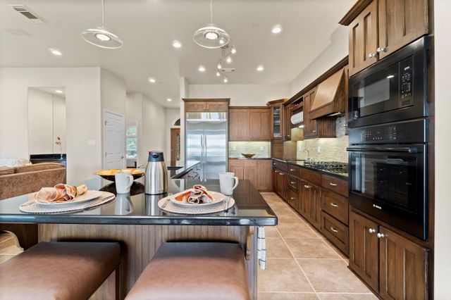 191 Beth Circle, Huntsville, TX 77320