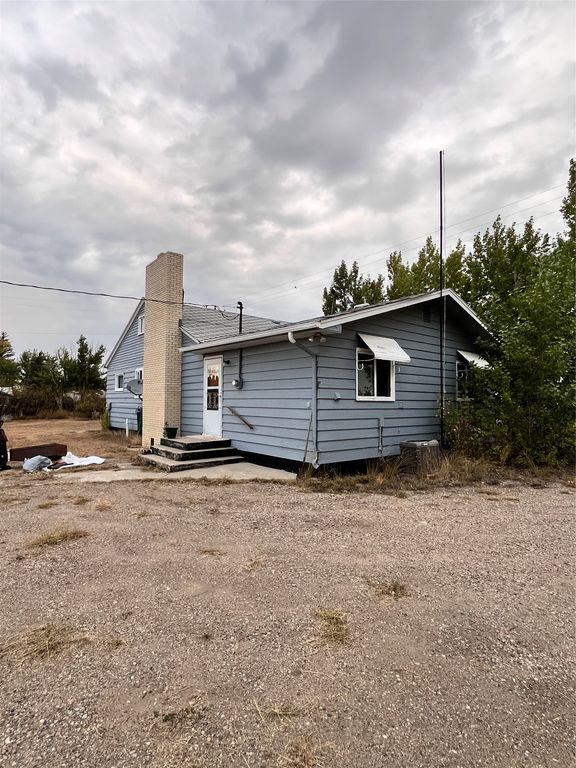 215 4th Avenue NW, Kevin, MT 59454 photo 2