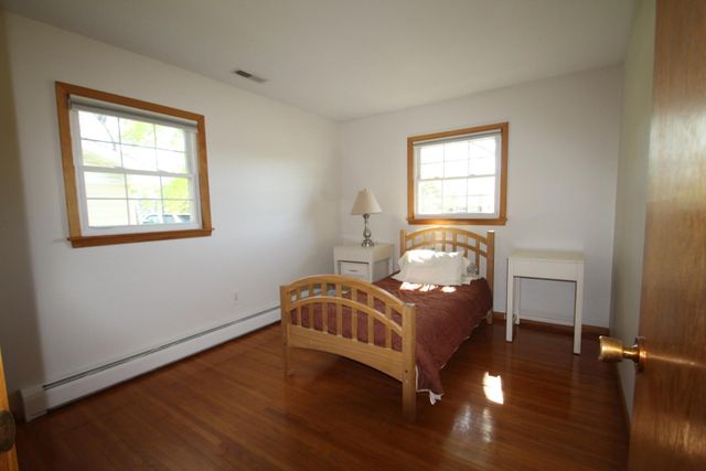 848 Dellwood Street S, Cambridge, MN 55008