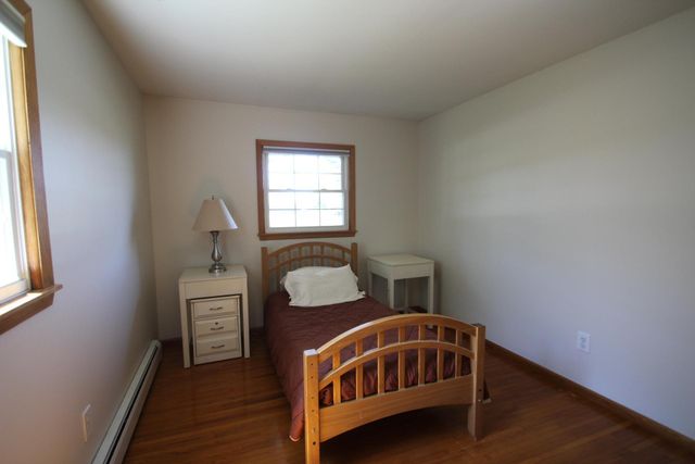 848 Dellwood Street S, Cambridge, MN 55008