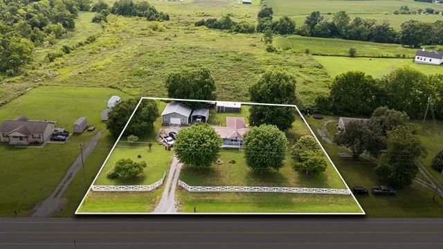 10655 Highway 231, N, Bethpage, TN 37022