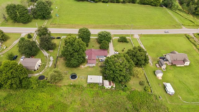 10655 Highway 231, N, Bethpage, TN 37022