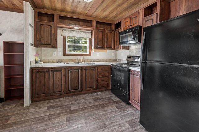 588 S COUNTY ROAD 21, Hawthorne, FL 32640