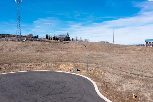 2010 SE Grand Ronde Ct., Pullman, WA 99163