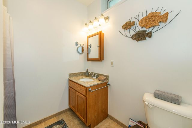 24 Willow Lane, Englishtown, NJ 07726