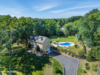 24 Willow Lane, Englishtown, NJ 07726