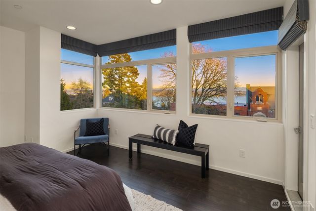 928 34th Avenue, Seattle, WA 98122