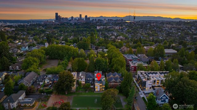 928 34th Avenue, Seattle, WA 98122