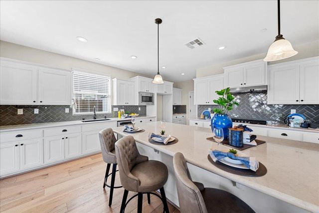 956 Old Ranch House Ct, Rocklin, CA 95765
