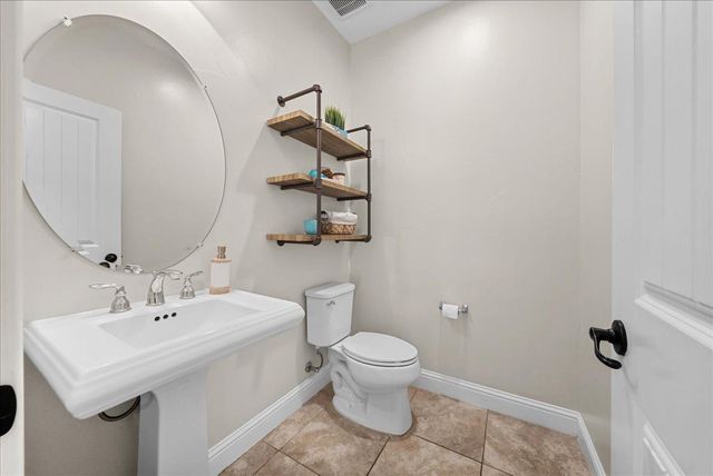 956 Old Ranch House Ct, Rocklin, CA 95765