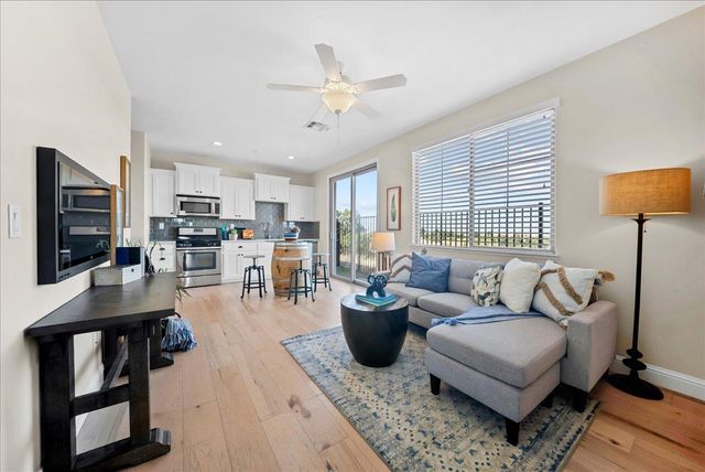 956 Old Ranch House Ct, Rocklin, CA 95765