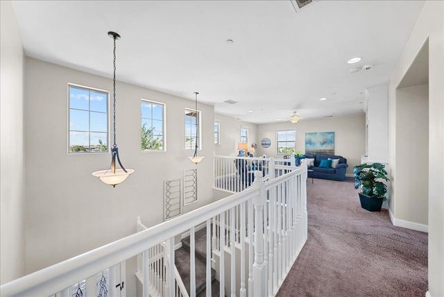 956 Old Ranch House Ct, Rocklin, CA 95765