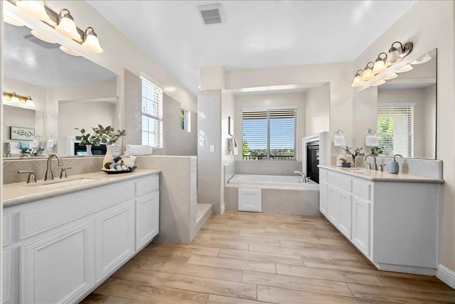 956 Old Ranch House Ct, Rocklin, CA 95765