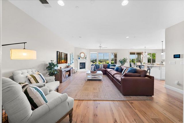 956 Old Ranch House Ct, Rocklin, CA 95765