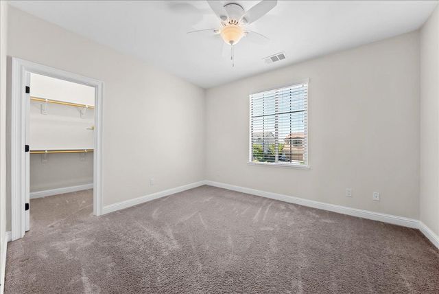 956 Old Ranch House Ct, Rocklin, CA 95765