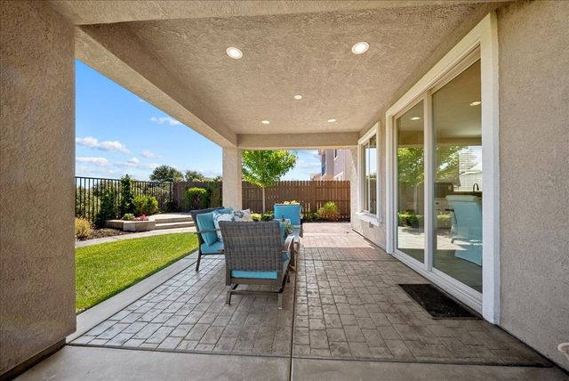 956 Old Ranch House Ct, Rocklin, CA 95765