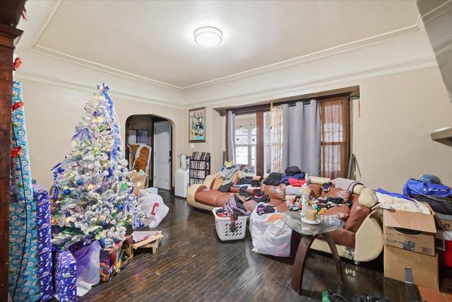 2875 N 36th STREET, Milwaukee, WI 53210