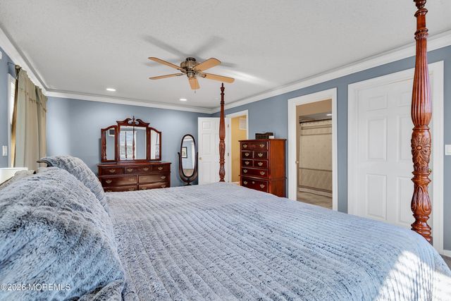 942 Neville Street, Toms River, NJ 08753