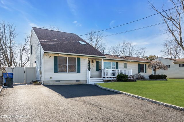 942 Neville Street, Toms River, NJ 08753