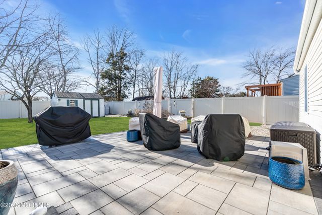 942 Neville Street, Toms River, NJ 08753