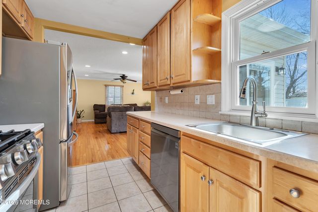 942 Neville Street, Toms River, NJ 08753