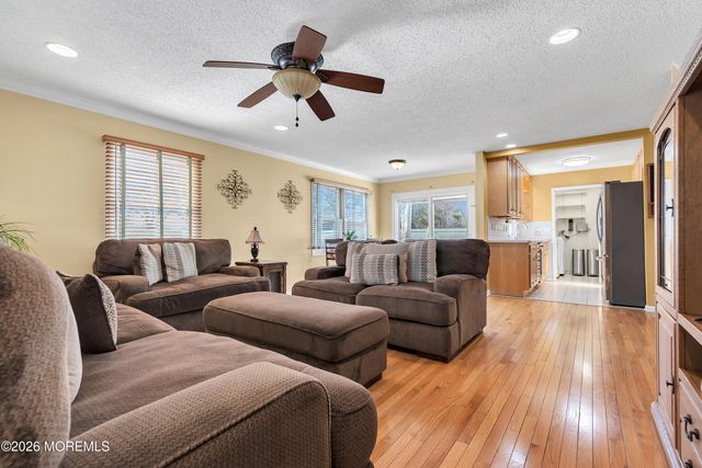 942 Neville Street, Toms River, NJ 08753