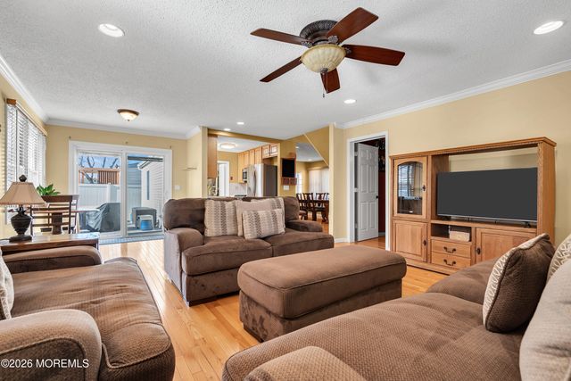 942 Neville Street, Toms River, NJ 08753