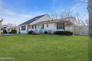 942 Neville Street, Toms River, NJ 08753