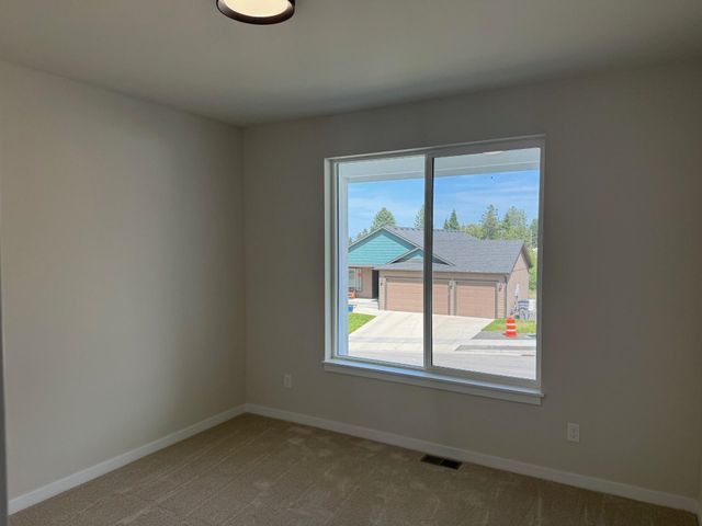 4416 S Willow Ln, Spokane Valley, WA 99216