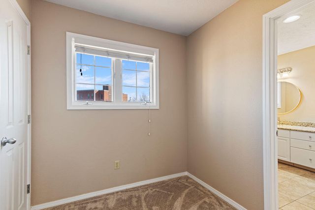 2327 W Butterfield Road, Springfield, MO 65807