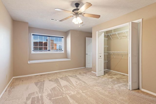 2327 W Butterfield Road, Springfield, MO 65807