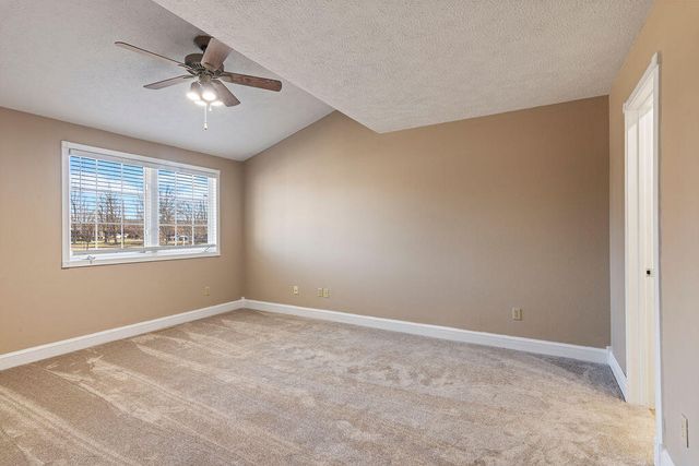 2327 W Butterfield Road, Springfield, MO 65807