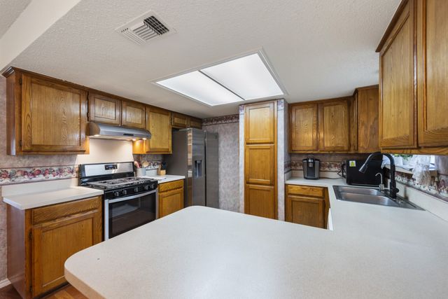 4510 Indian Oaks Trail, Arlington, TX 76017