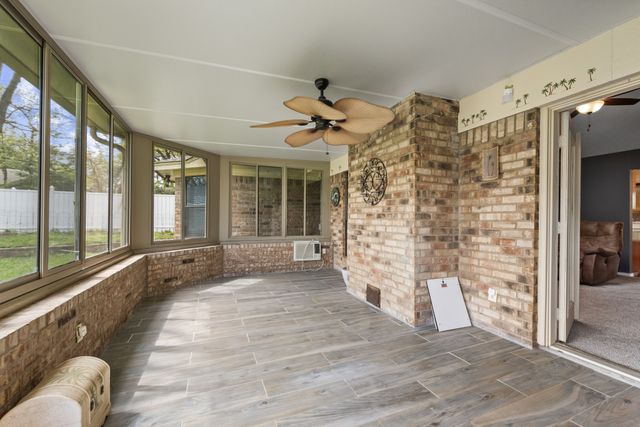 4510 Indian Oaks Trail, Arlington, TX 76017