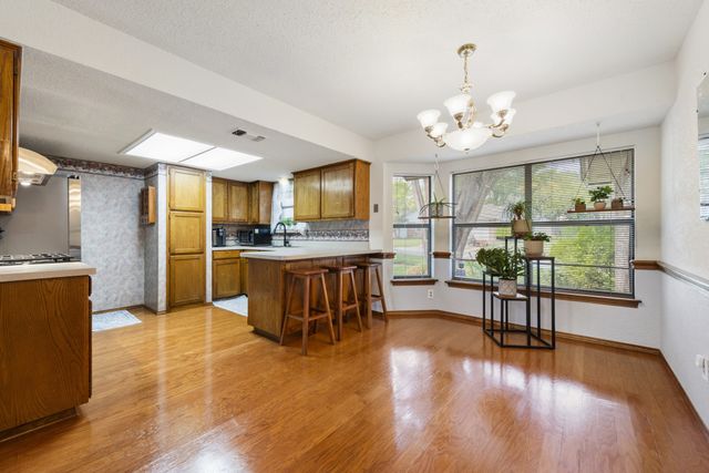 4510 Indian Oaks Trail, Arlington, TX 76017