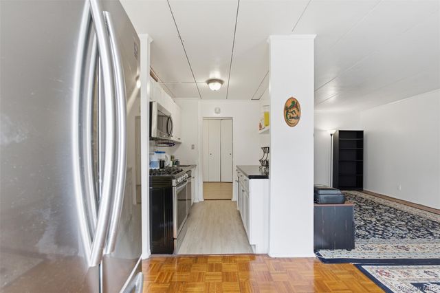 11 Park Avenue 4g, Mount Vernon, NY 10550