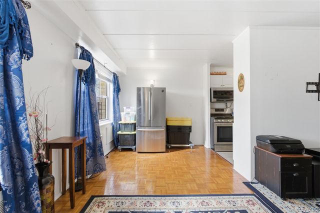 11 Park Avenue 4g, Mount Vernon, NY 10550