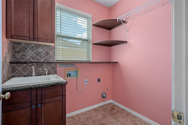 4522 MAPLETREE LOOP, Wesley Chapel, FL 33544
