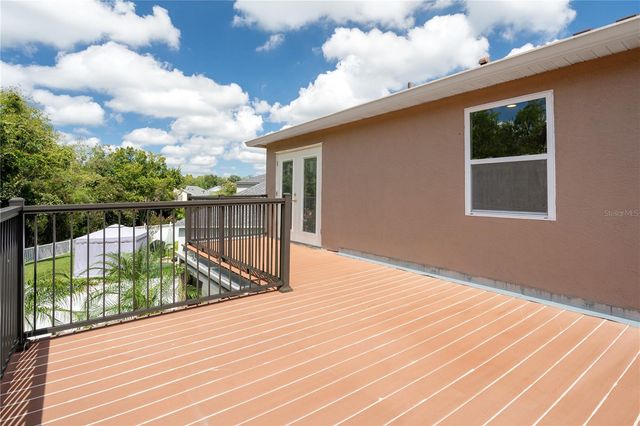 4522 MAPLETREE LOOP, Wesley Chapel, FL 33544