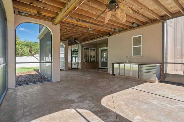 4522 MAPLETREE LOOP, Wesley Chapel, FL 33544