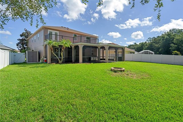 4522 MAPLETREE LOOP, Wesley Chapel, FL 33544