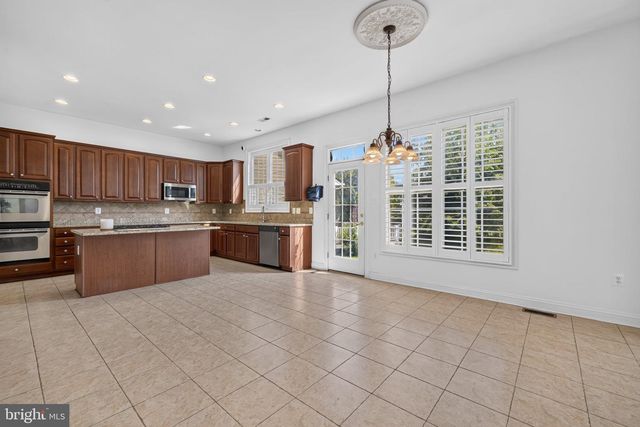 3701 SPICEBUSH WAY, Frederick, MD 21704