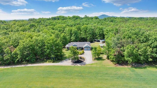 23 Alean RD, Rocky Mount, VA 24151