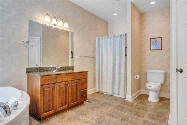 23 Alean RD, Rocky Mount, VA 24151